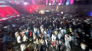 Cotillones para fin de año. Solo Un Local Ha Pedido Licencia Para Celebrar Un Cotillon De Fin De Ano En Sevilla