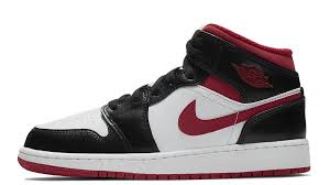 All information about the jordan 1 mid se beige black release. Jordan 1 Mid Gs White Black Gym Red Where To Buy Dj4695 122 The Sole Womens