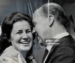 39 Kenneth Renwick Stock Photos, High-Res Pictures, and Images