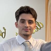 700+ perfiles de «Adel»