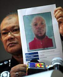 Ketua polis selangor datuk noor azam jamaludin berkata mayat siti kharina ditemui pemilik rumah sewa berkenaan semalam, selepas melihat kesan. Ketua Jururawat Hospital Serdang Seminggu Hilang Ditemui Mati Dibunuh Semasa Mstar