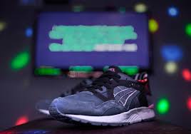 A professional karaoke hustler reconnects with his daughter and a bored suburban businessman turns outlaw karaoke singer, among other plotlines. Extra Butter S Next Asics Collaboration Is Inspired By Lost In Translation Sneakernews Com