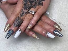 It is so gorgeous when you have a perfect design with. 50 Incredible White And Gold Nails To Compliment Your Style In 2020