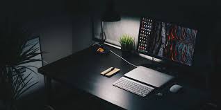 Looking for the best amoled wallpaper ? 12 Striking Dark Wallpaper Sites That Are Perfect For Your Desktop