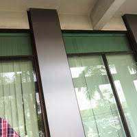 Pelantun lagu 'kekasih terakhir' ini pernah terjatuh dan pingsan di atas panggung saat tampil di sebuah acara dangdut. Photos At Pejabat Tanah Petaling Government Building In Shah Alam