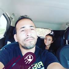 Publicas un chiste para quien lo interpreta como un chiste y les gusta a  ellos, pero siempre está el que...(avena el final) que siga riendo quien  quiera y quien no mínimamente pido