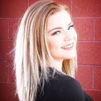 Mara Watson's Instagram, Twitter & Facebook