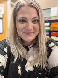 Boxing Day Sale is here!! 🥳👇 While supplies last!  https://lovealwayslaura.seintofficial.com/en/shop/office/category/107?aff=MzQyMTA2 