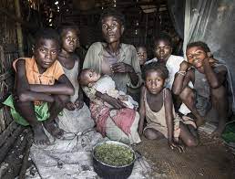 Toutes les cinq secondes, un enfant en dessous de 10 ans meurt de faim. Madagascar Des Enfants Souffrent Encore De La Faim Unicef France