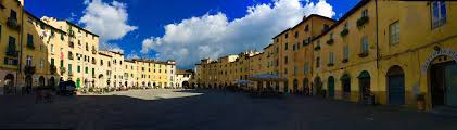 Discover everything you need to know about piazza dell'anfiteatro—a hiking attraction recommended by 61 people on komoot—and browse 49 photos & 5 insider piazza dell'anfiteatro. Piazza Dell Anfiteatro E Le Sue Trasformazioni Attraverso I Secoli Lucca Da Scoprire