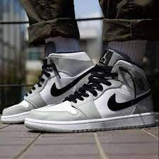 Check spelling or type a new query. Sepatu Nike Air Jordan 1 Mid Light Smoke Grey White Abu Abu Putih Premium Shopee Indonesia