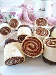 Scopri le migliori ricette di dolci freddi veloci senza cottura da preparare velocemente e stupire così i tuoi ospiti con un dessert di grande effetto. Girelle Alla Nutella La Merenda Veloce Senza Cottura