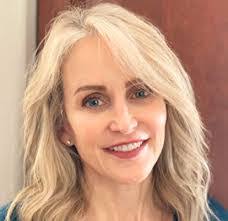 Mary Correll's Instagram, Twitter & Facebook