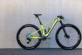 Nino schurter is proclaimed 2020 european champion Nino Schurter S Scott Spark Cape Epic Bike For 2020 Carbon Grit Magazine