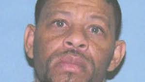 Man convicted of robbery arrested