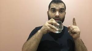 اقرأ هذه الآيات علي الماء وستري من قام بسحرك وحسدك عن طريق رؤيه يرسلها الله لك Youtube