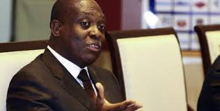 Isabel dos Santos attacks Manuel Vicente and says that each trip he made  was equivalent to four of her salaries