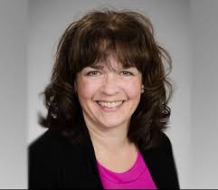 Sally Beahan's Instagram, Twitter & Facebook