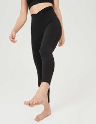 Offline Real Me High Waisted Crossover Legging