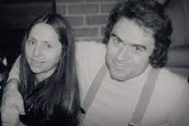 How did elizabeth kendall meet ted bundy? Elizabeth Kloepfer Wiki Age Bio Ted Bundy S Girlfriend Death Facts