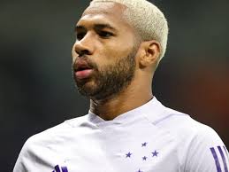 A verdade é essa e pronto: Situação de Wesley 'bomba' na web e posição do  Cruzeiro acaba sendo REVELADA