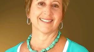 Dinner to honor three contributing women