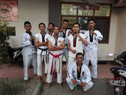 Master tarung derajat sang guru gerakan ulot. Tarung Derajat Kota Solo Posts Facebook