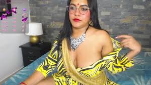 Sexy Bangladeshi Girl Shows Boobs - Mydesi