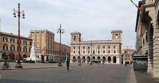 Una piazza bella come il sole per Forl&igrave; - concorso di idee