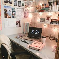 248 likes · 88 talking about this. 10 Ide Dekorasi Meja Belajar Yang Bikin Semangat Bekerja