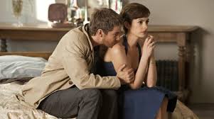 It stars anne hathaway and jim sturgess, with patricia clarkson, ken stott and romola garai in supporting roles. The Blue Dress Vintage Emma Morley Anne Hathaway In One Day Spotern