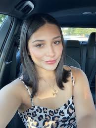 Welcoming veterinary tech students to work with primates