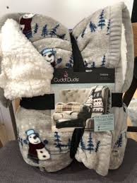 Check out our snowman blanket selection for the very best in unique or custom, handmade pieces from our blankets & throws shops. Snowman Cuddl Duds Sherpa Fleece Plush Throw Home Kitchen Bedding
