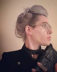 Biography — Elizabeth Lancaster