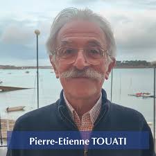 Découvrez les membres du Comité du Yacht Club de Dinard.