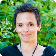 Lisa Tenney's Instagram, Twitter & Facebook