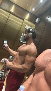 mo saffari on Tumblr