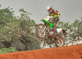 Contoh soal tes pt trakindo utama moonmvp. Jajal Tes Kawasaki Klx230 Di Habitatnya Torsinya Meledak Di Jalan Tanah