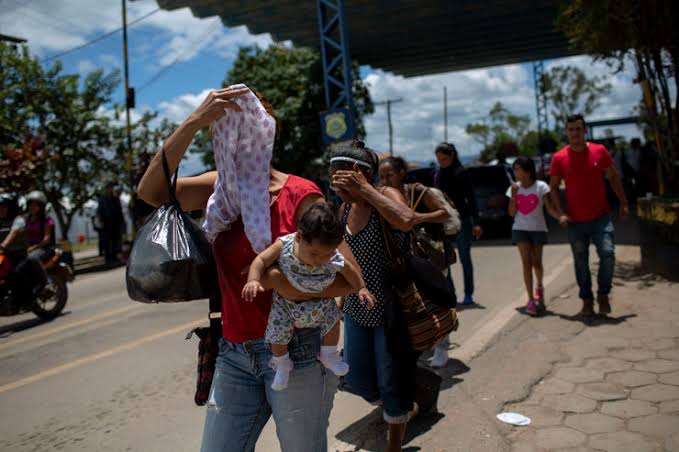 Resultado de imagem para A imigração venezuelana em Roraima: situação e perspectivas"