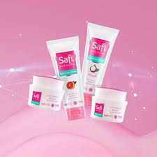 Nah teeners itu dia lima rekomendasi produk perawatan wajah untuk remaja yang aman baik di kulit maupun di kantong. 10 Skincare Set Agar Wajah Glowing Dari Produk Lokal Sampai Korea