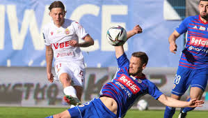 W niedzielne wczesne popołudnie zawodnicy mistrzów polski staną przed kolejną już szansą na przełamanie złej passy. Pko Ekstraklasa Piast Gliwice Wisla Krakow 2 3 Relacja Europejskie Pucharu Nie Dla Piasta Sport Tvp Pl