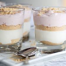 Verrine Biscuitee Chocolat Blanc Et Fruits Rouges Recette Recette Verrine Alimentation Dessert Gourmand
