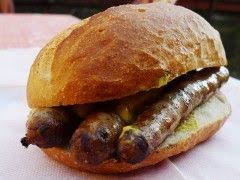 Drei Im Weggla Fuhlen Sich Viel Wohler Als Im Weckla Lebensmittel Essen Rezepte Brotzeit