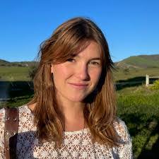 Annette Houk's Instagram, Twitter & Facebook