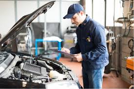 • responsible for the detailing of interior and exterior of cars, for both company and customer vehicles, and recently purchased used vehicles. 4 Great Reasons To Become An Auto Mechanic