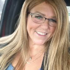 What are some recommended dock and boat lift options near Rideau Lakes?