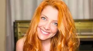 Noemi torna a sanremo 2019 per duettare insieme a irama uno dei 24 big in gara alla kermesse musicale più attesa dagli italiani. K Toiumym0gwim