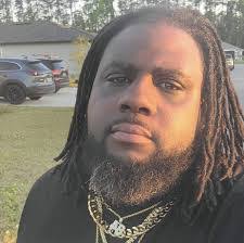 Manuel Gee's Instagram, Twitter & Facebook