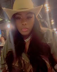 It's Crazy To Grow Up, And Be Who You Always Thought You Would Be… That  Girl 💐