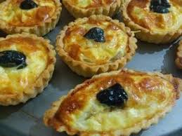 Ingredients Pour La Pate 250 Gr De Farine 125 Gr De Beurre Ou Margarine 1 2 Cuillere A S De Sel 1 Jaune D œuf 5 Cl D E Recettes De Cuisine Recette Mini Tarte